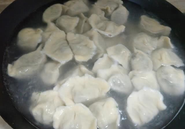 香嫩|4月吃水饺,就爱这个馅,口感香嫩爽口,大家不妨试试