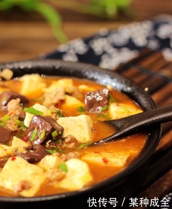 豆腐吃幾十年,才知和“此物”絕配,真正的“以形補形”,還美味