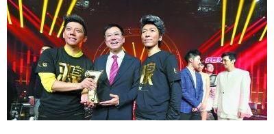 八年后，林志炫终于战胜了胡海泉