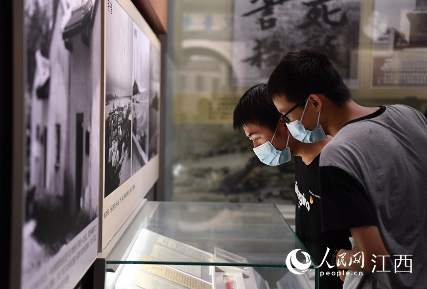 八一起义纪念馆|高清图：建军节 南昌八一起义纪念馆迎游客