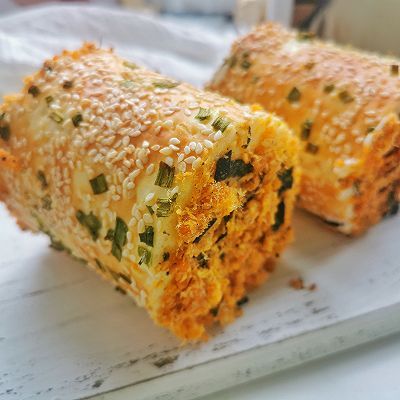 面包卷|香葱肉松面包卷