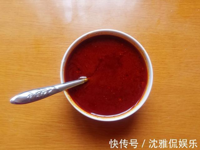油酥|奶奶做的酱香饼,好吃有诀窍,掌握好4点,酥软多层,凉了也好吃