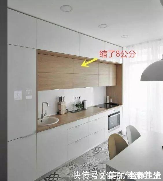 厨房|这招真高明！厨房吊柜还能这样设计，双层内嵌式，实用又美观！