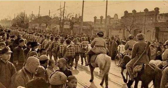 此人|此人打的一次战役,击败我军2位元帅后来率领数十万大军起义