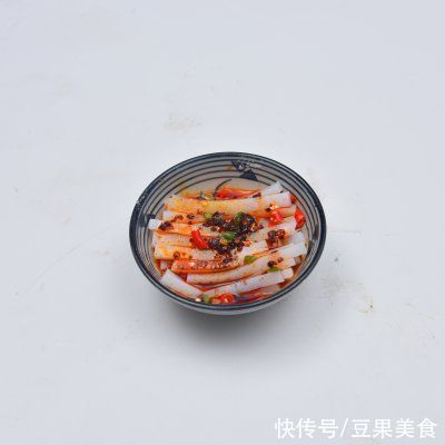 酸辣凉粉，老人小孩都爱吃|适合全家的夏季开胃 | 酸辣凉粉