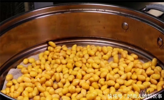 打豆浆时,黄豆只用水泡就错了!大厨学会这一步,豆浆又香又浓