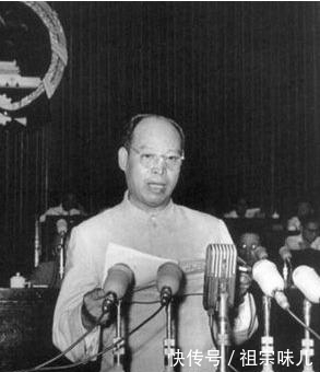 负责|1955年授衔仪式,他负责宣读十大元帅的名单,自己却没有军衔