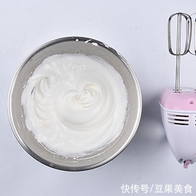 #健康甜蜜烘焙料理# 树桩蛋糕