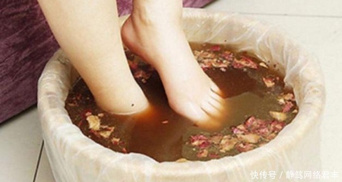 减肥|女人体重过百的，睡前若能忍住四件事，或许不用减肥也能掉体重