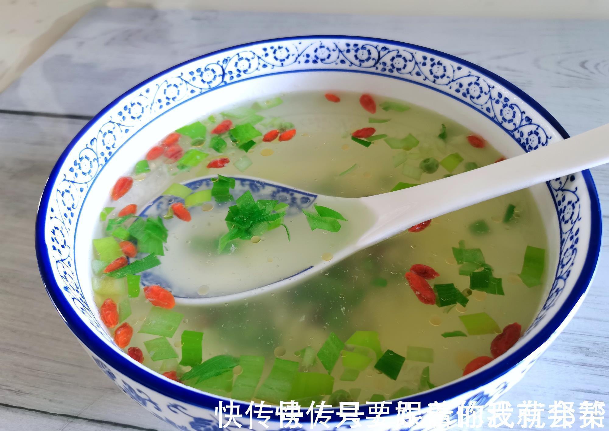 铁棍山药|两人晚餐:一荤一素一汤一米饭,平凡的生活也有滋有味