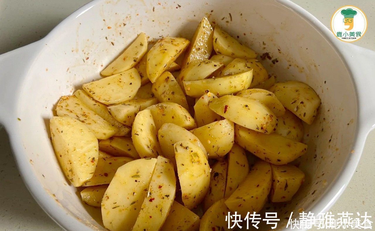 无需厨艺经验和技巧,教你做“椒酥薯角”,椒麻软糯,薯香十足