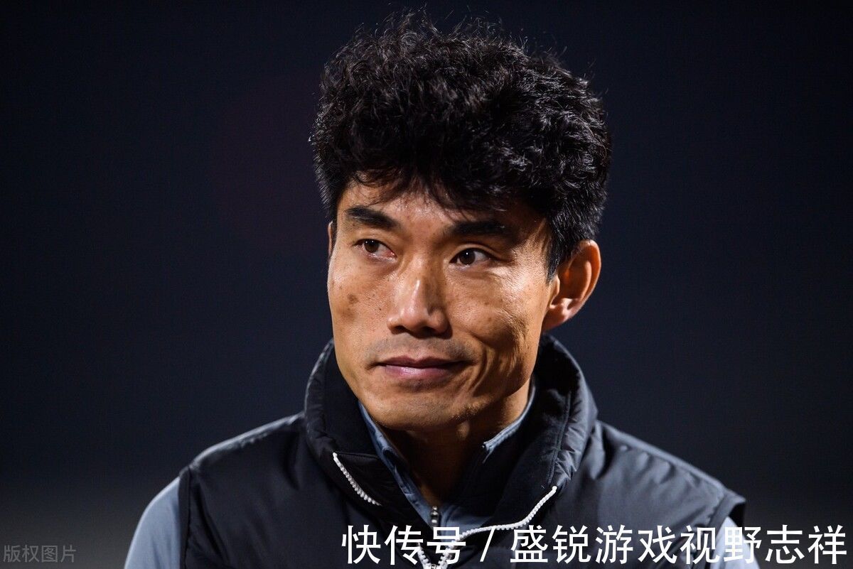 教练组|国足史上最强?李霄鹏国足教练组豪华阵容出炉!郑智领衔6大名宿