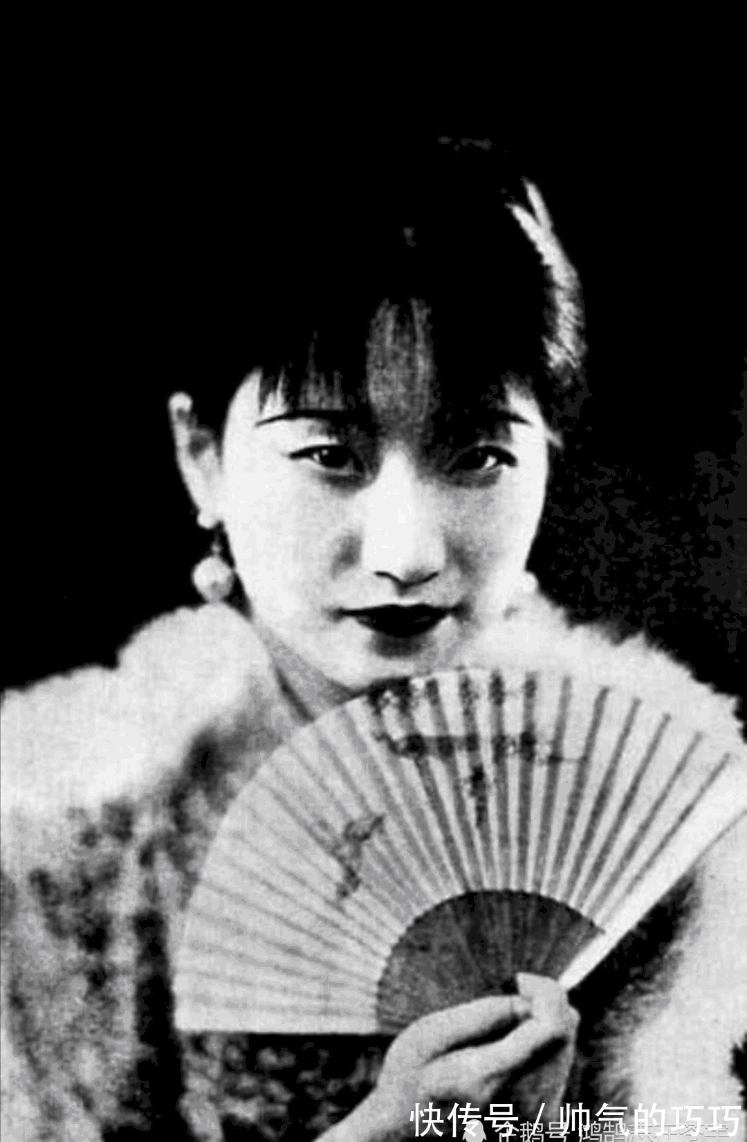 朋友妻&民国名媛陆小曼的美照,不落凡尘,徐志摩直言她的眼光中荡着春情