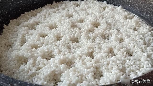 香菜梗|年夜饭用白菜做一个白菜福袋,寓意好还好吃,新年里讨一个好彩头