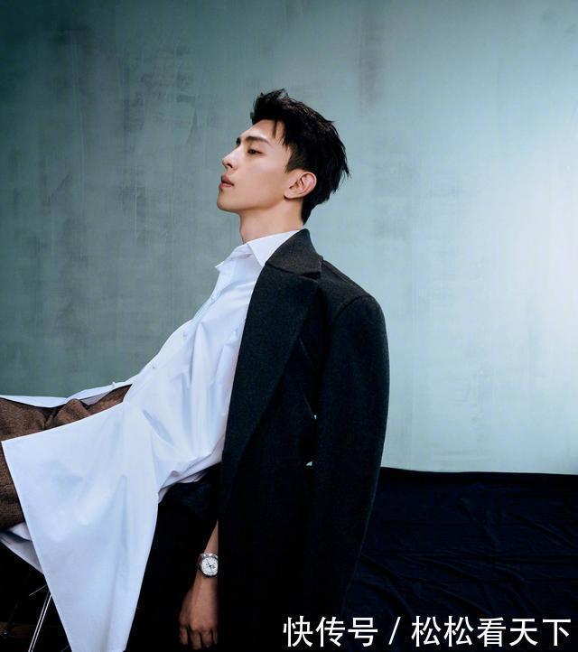 单眼皮成收割男神的利器,骨子里迸发出高级感,金高银刘雯成代表