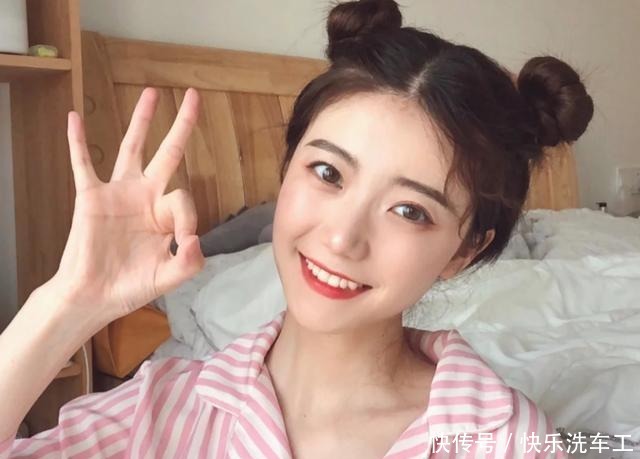 丸子头|早春流行款发型,减龄可爱,开学就这样扎头发