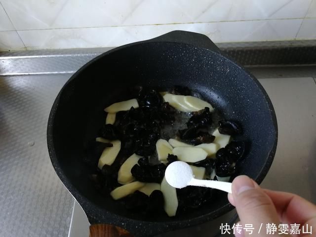 清洗干净|这东西，隔三差五吃，祛湿化痰又排毒，全家吃出好身体