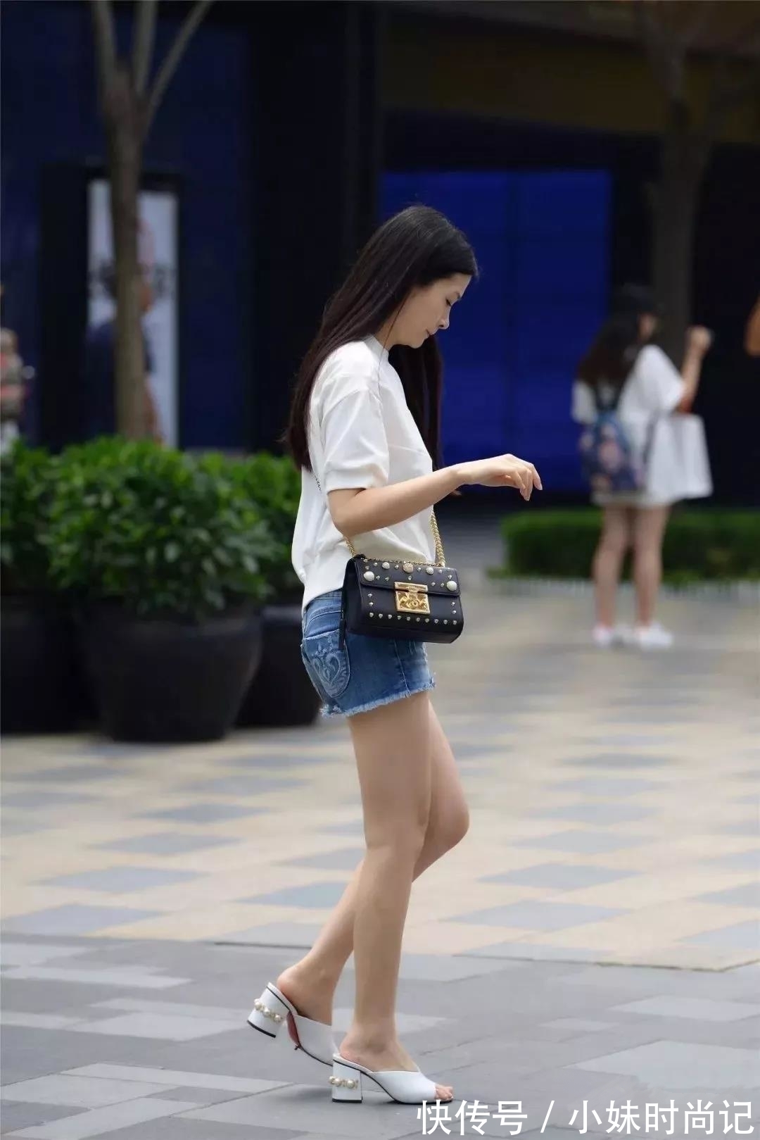 侧脸 耐看,经典大气的穿搭参考,仅一个侧脸就能让人感觉沉稳醒目