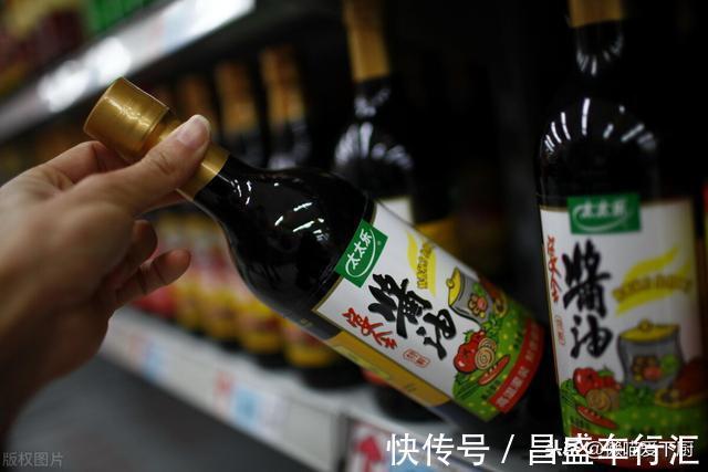 味极鲜|同样是酱油，选“味极鲜”还是“生抽”？它俩有啥区别？涨知识了