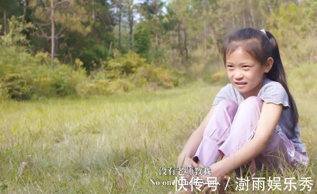 小女孩|妈妈摊前卖猪肉,女儿摊后跳芭蕾惹群嘲:穷人家女孩还想当凤凰?