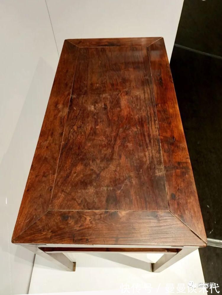 明清|黄花梨料够老、够致密,清四面平桌沉稳内敛