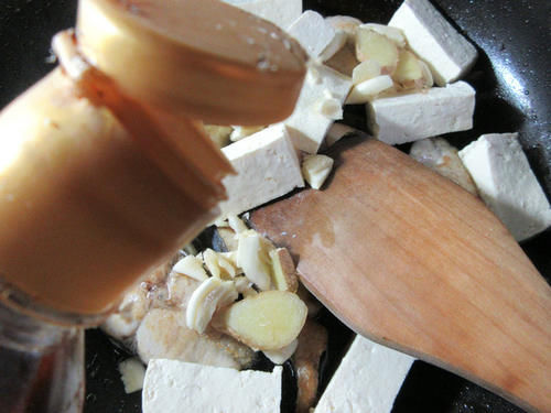 不贵|“它”比鲫鱼刺少,比黑鱼营养,比甲鱼肉多,价格不贵却很少有卖