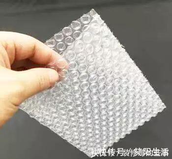 快递里的气泡垫别再扔了,这些用处你可能还不知道