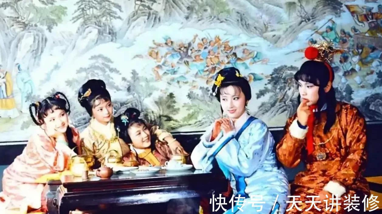 贾琏$宝玉挨打后一片混乱,可有人会注意,作为父亲贾政的无奈与悲凉