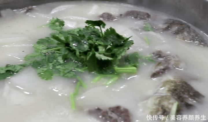 道鱼羊鲜|天冷了,少喝蔬菜汤多喝它,有条件一周喝一回,温暖你整个秋冬