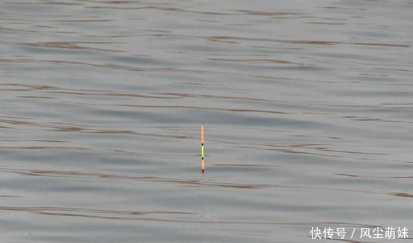 冬季钓鲫鱼,用这种钓法,比台钓更简单实用,钓大鲫鱼更容易!