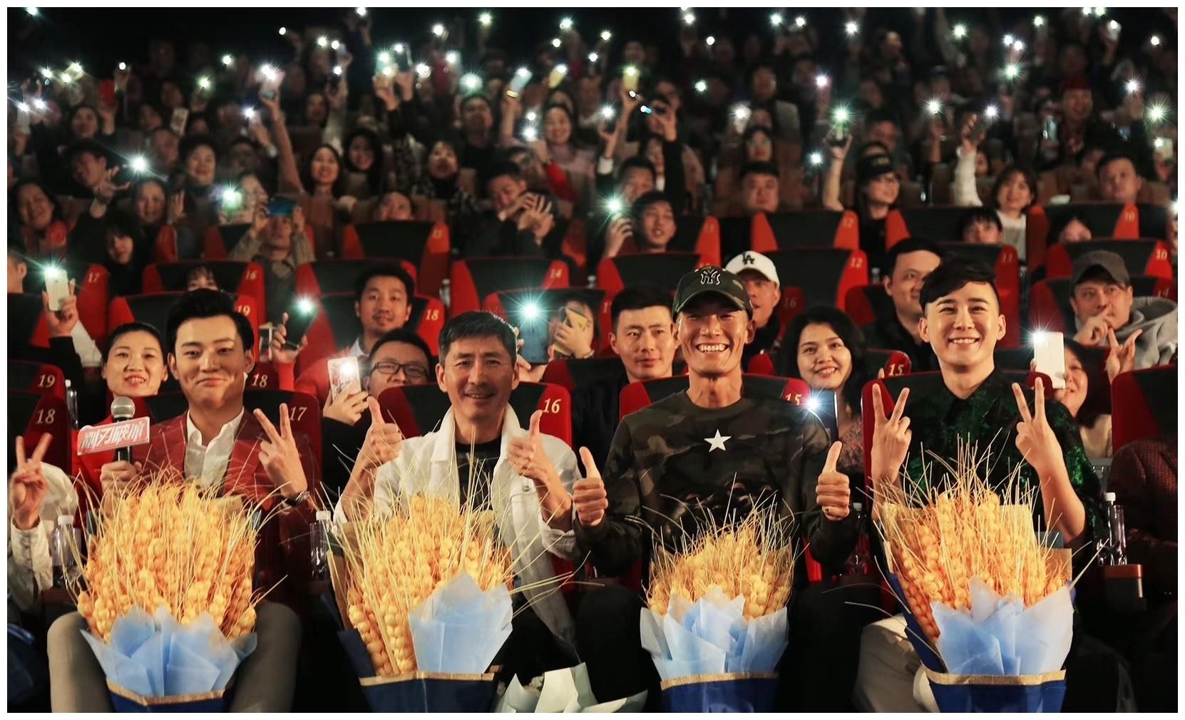 独家专访孔雀哥哥：没有名气但也希望得到大家尊重！