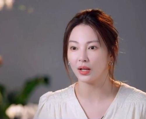 李柄熹|张雨绮临时改变计划,与李柄熹逃离节目组,耿直个性被指责太作