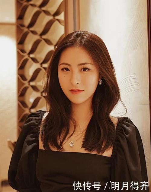 手链|真正见过世面的女人,很少戴这3种首饰,尤其第2个,廉价不上档次