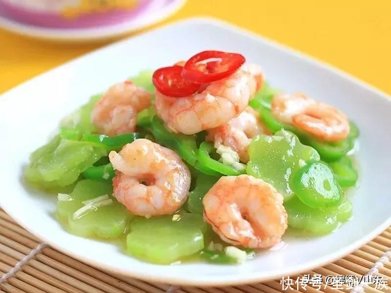  春节快到了，学会这22道家常菜，原汁原味营养，简单大气能宴客