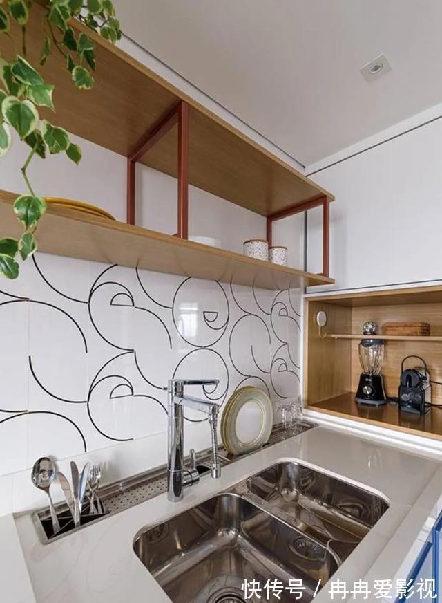 碗碟|碗筷沥水还放水槽?搭配吊柜,设计师没说的妙招,太好用