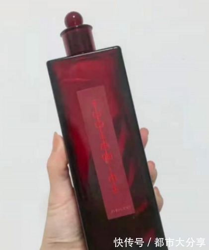 痘痘 护肤品“红黑榜”,大牌也有滥竽充数的时候,买错等于浪费钱!