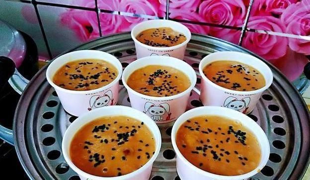 想吃发糕不用买,教你红糖大枣发糕做法,香甜柔软,比面包还好吃