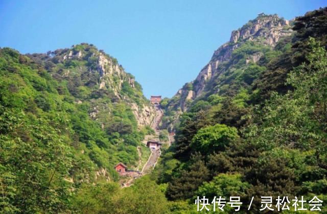 盘点中国十大最美山峰，去过五座以上，你真的是旅行家了