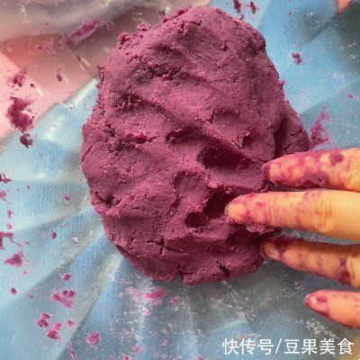 紫薯|周末超美味的少糖少油版紫薯奶黄月饼来袭，还不快吃