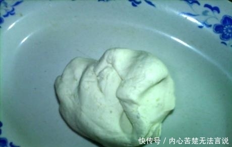 正月十五吃汤圆吃烦了吗？那就换换口味，尝尝这样做汤圆