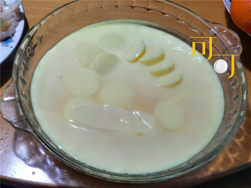 我们去公公婆婆家吃晚饭，老人家做了一桌子的菜，也因为考虑到我们平时爱吃西式的菜