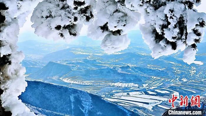 美景|春雪后的六盘山 美若山水画卷