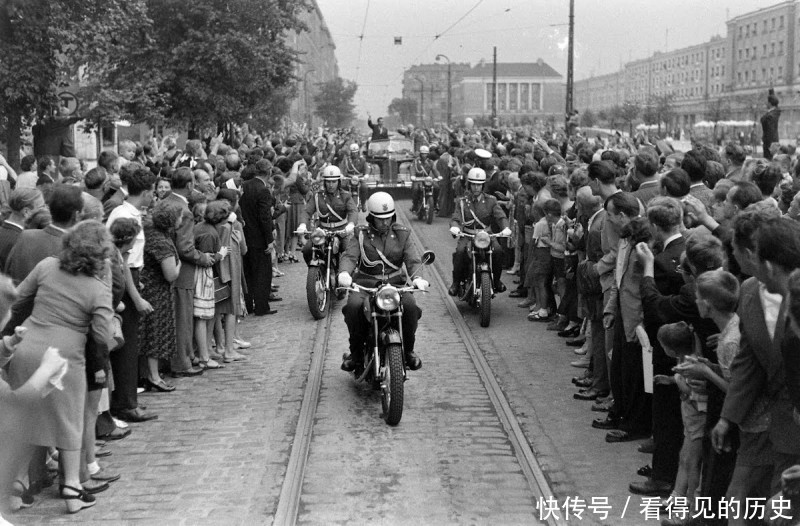 热烈欢迎|尼克松出访波兰 受到热烈欢迎 和他在苏联的待遇形成鲜明对比