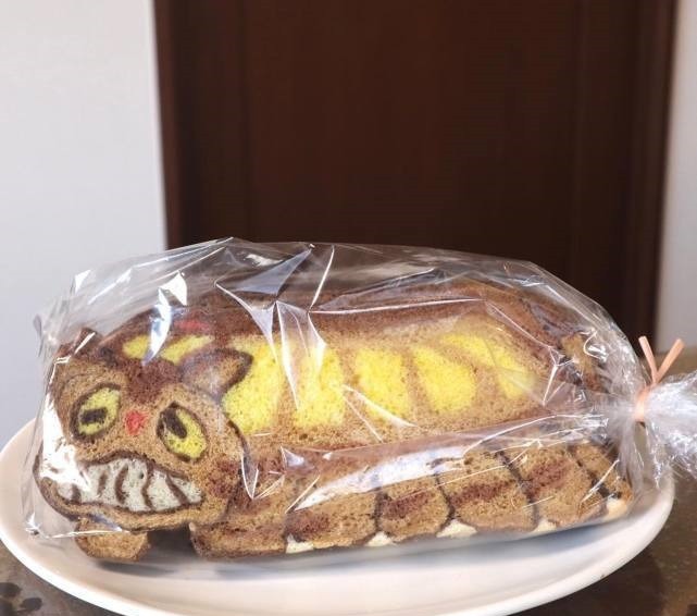 多啦日本网友制作龙猫面包切开有惊喜,网友:拜托要拿出来卖!