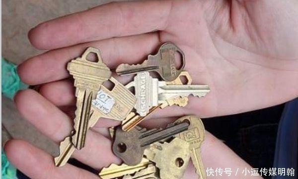 卫生间|废旧钥匙不要扔，放在卫生间里有大作用，全家人都抢着用！