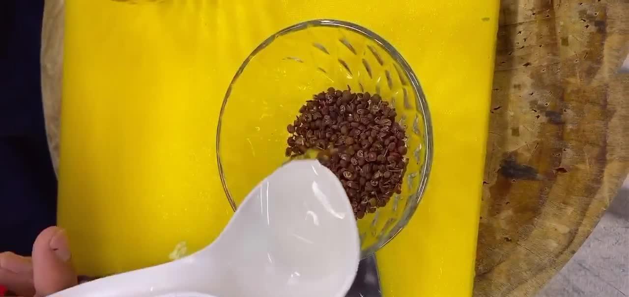 厨师教你做调料油，做法简单讲解详细，学会厨艺提升一个档次