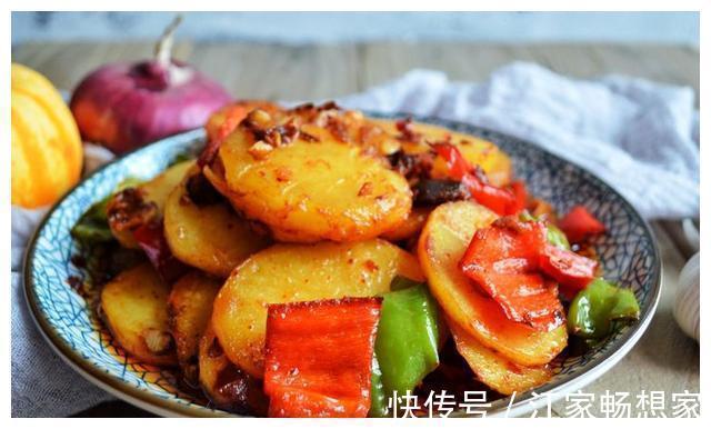 京酱肉丝|美食推荐芋头排骨汤，京酱肉丝，笋焖鸡，干锅土豆的做法