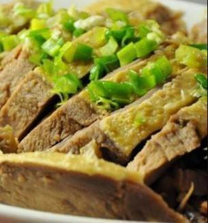 家人最喜欢吃的家常美食,特别鲜香美味,做法简单吃着特别过瘾