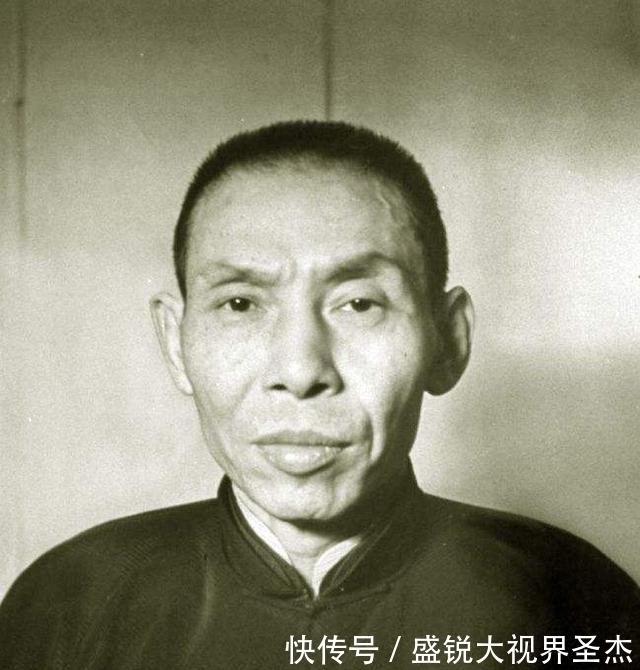 曾氏@“穷人越穷越不看,富人越富越爱看”,读懂这8本奇书,城府比海都深