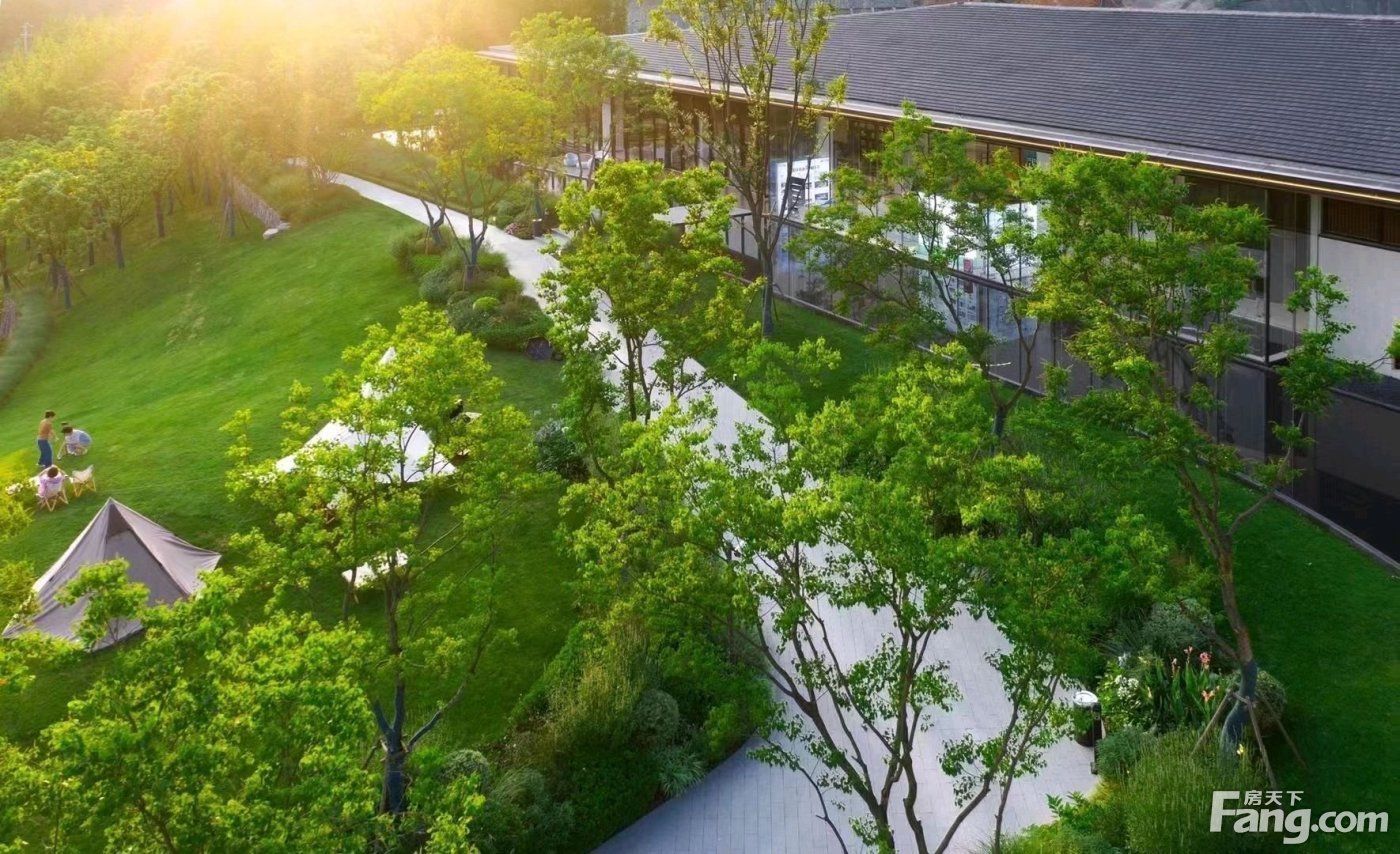 万科|万科·观湖好不好?置业顾问从项目现场发回新组图